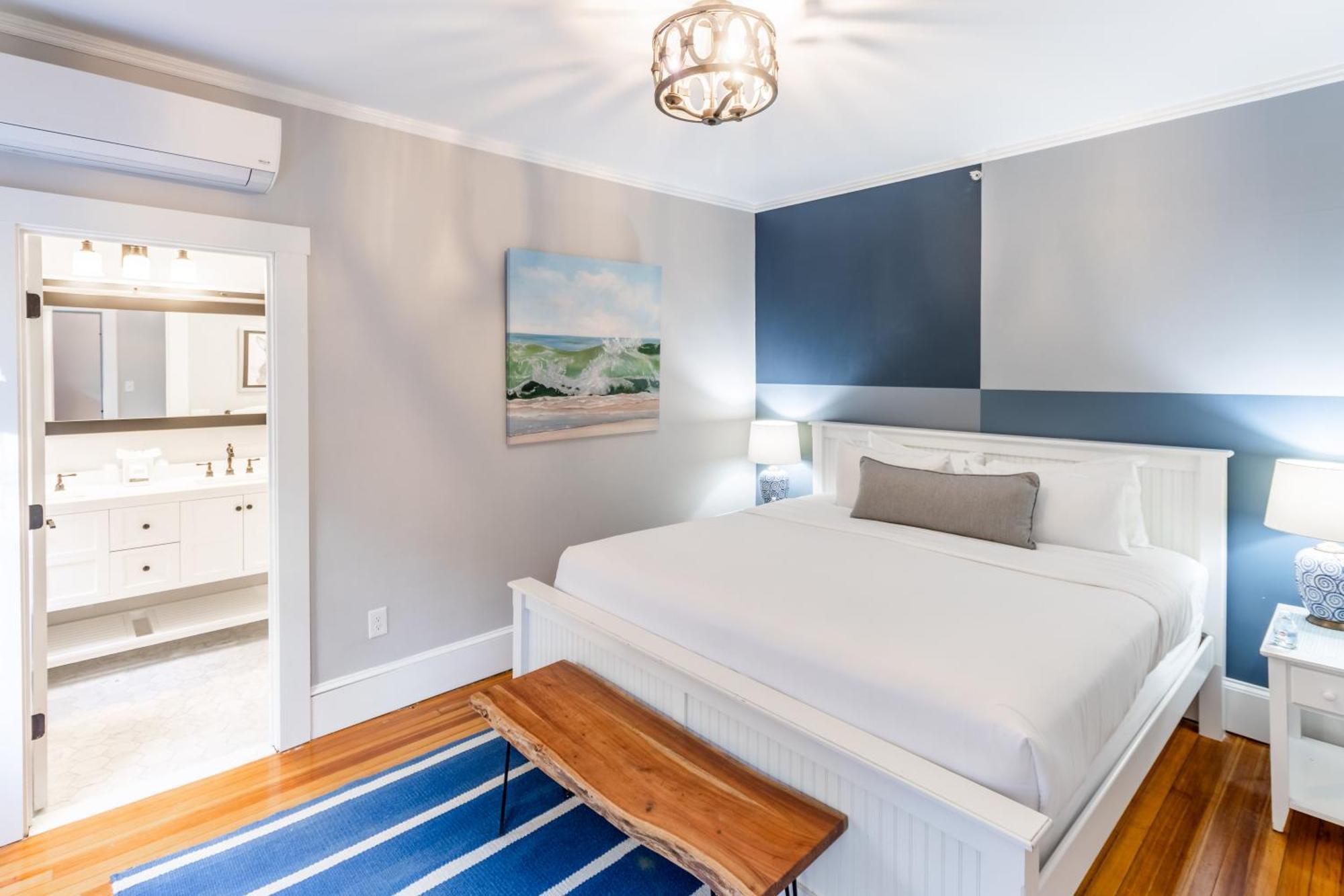 Paws On Pelham (Adults Only) Bed and Breakfast Νιούπορτ Εξωτερικό φωτογραφία